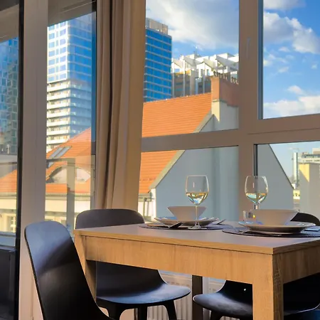 Urban Premium - Opolska 10 No 91 - Balcony - Rooftop Garden - Free Garage *