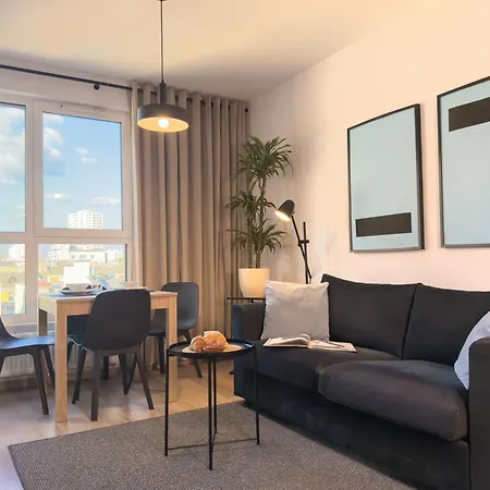 Apartment Urban Premium - Opolska 10 No 91 - Balcony - Rooftop Garden - Free Garage *
