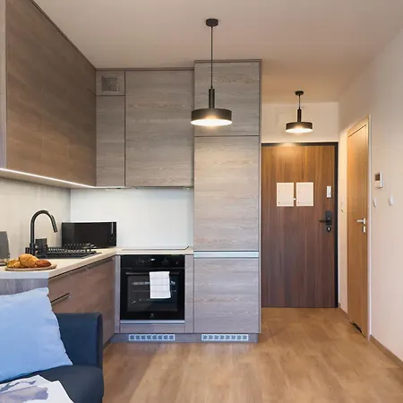 Urban Premium - Opolska 10 No 91 - Balcony - Rooftop Garden - Free Garage *