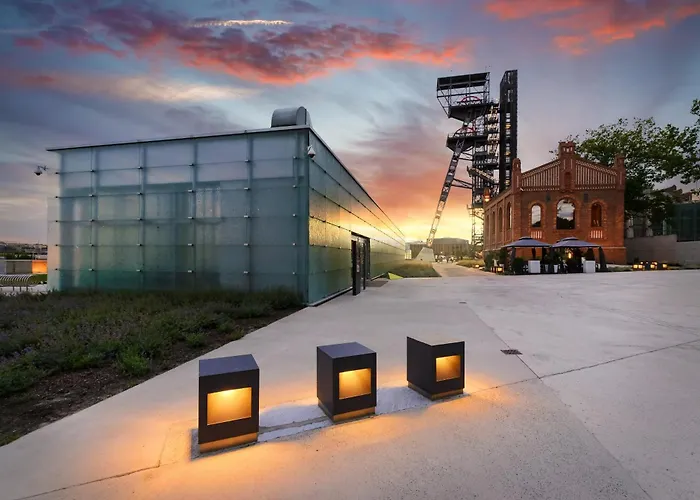 Urban Premium, Opolska 10 No 91, Free Garage, Self Check-in Διαμέρισμα *